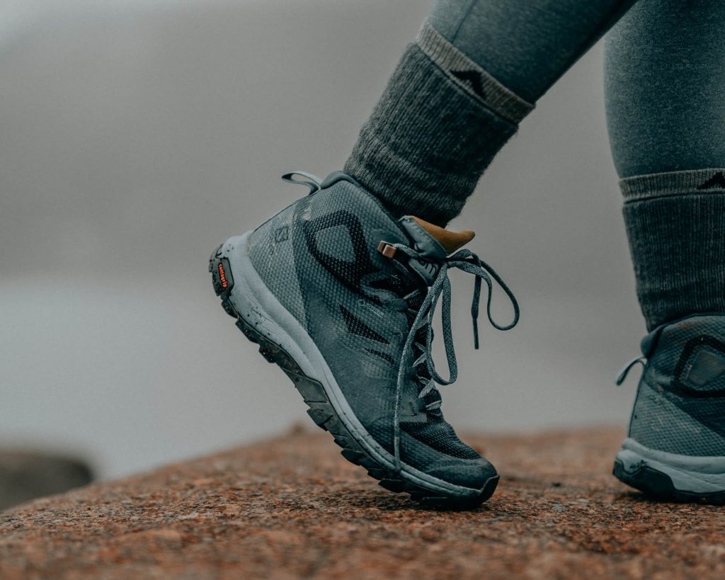 lacing-parts-on-a-hiking-boot